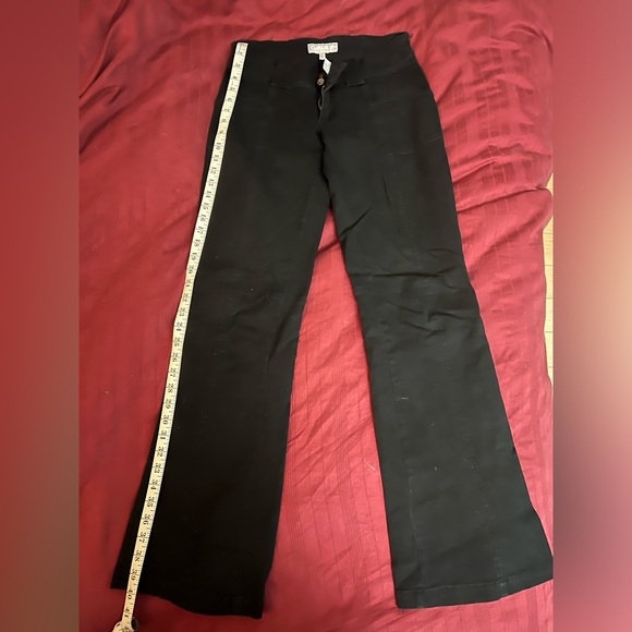 Garage stretchy black pants with flated legs - Picture 7 of 7